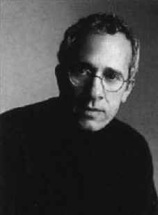 Tras unos inicios muy apegados a los sintetizadores, Newton Howard est� destac�ndose en los �ltimos a�os como un excelente compositor para orquesta sinf�nica