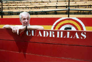 Este mes entre los desaparecidos se encuentra Budd Boetticher, a quien adems dedicamos un amplio reportaje sobre su estancia en Valencia en la seccin "El bazar de las sorpresas"