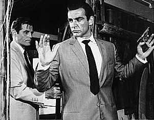 Aunque oficialmente "Dr. No" es el origen oficial de la serie, antes ya se hab�a rodado un telefilme basado en su personaje.