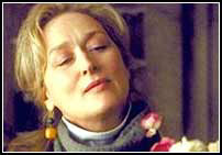 Daldry nos muestra la vida de tres mujeres que se entrelazan en el espacio y el tiempo.