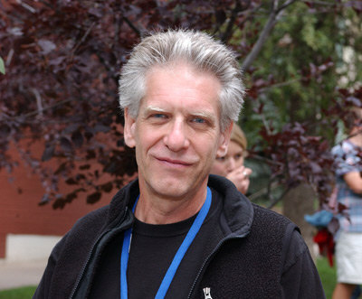 Cronenberg, un cineasta que huye de ese rechazo del ser humano hacia lo carnal, hacia los instintos de su propio cuerpo.