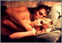 La historia de una mujer necesitada de todo el amor que no puede obtener en su compa�ero enfermo... y lo busca en un sustituto.