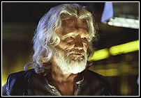 La "resurreccin" del personaje encarnado por Kris Kristoferson es uno de los muchos agujeros del un guin infame.