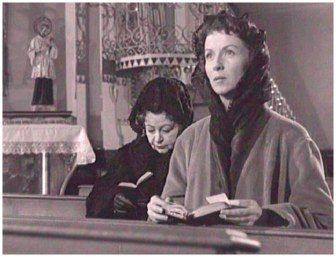 20. Una de las escenas ms brillantes del filme. Y uno de los grandes momentos interpretativos de Betsy Blair. Ambos se encuentran en misa... y no puede ser casual.
